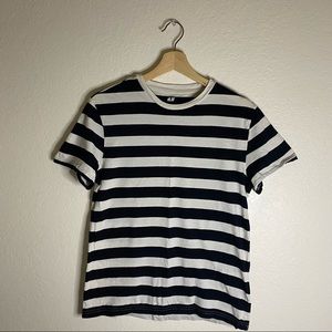 Black & White Striped Tee Shirt - Small